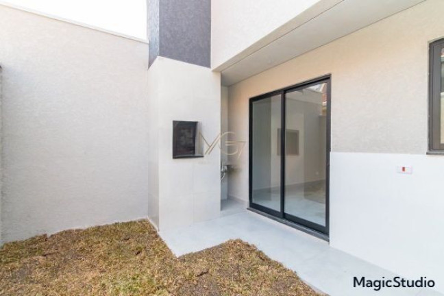 Imagem Sobrado com 3 Quartos à Venda, 79 m² em Pinheirinho - Curitiba