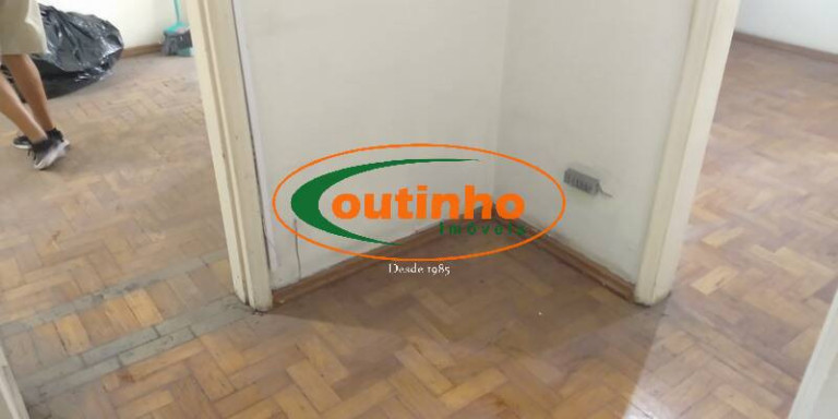 Imagem Apartamento com 3 Quartos à Venda, 90 m² em Tijuca - Rio De Janeiro Imagem Apartamento com 3 Quartos à Venda, 90 m² em Tijuca - Rio De Janeiro