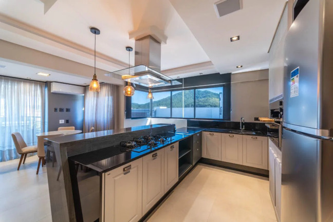 Imagem Apartamento com 2 Quartos à Venda, 68 m² em Centro - Balneário Camboriú
