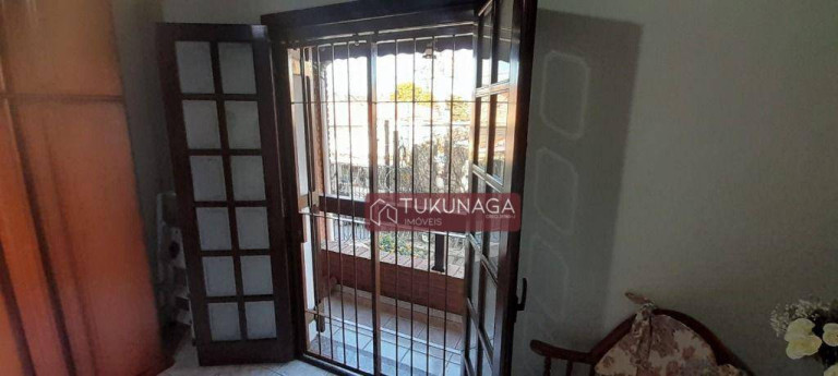 Imagem Sobrado com 3 Quartos à Venda, 192 m² em Vila Galvão - Guarulhos