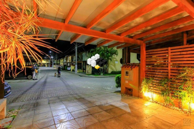 Imagem Casa com 3 Quartos à Venda, 155 m² em Hípica - Porto Alegre Imagem Casa com 3 Quartos à Venda, 155 m² em Hípica - Porto Alegre
