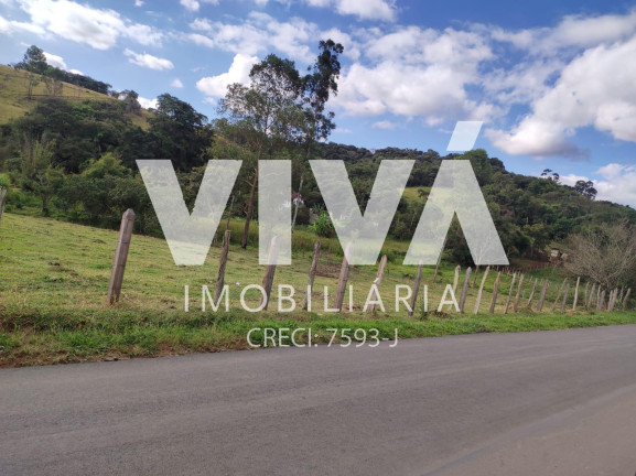 Terreno à Venda,  em Roseira - Extrema