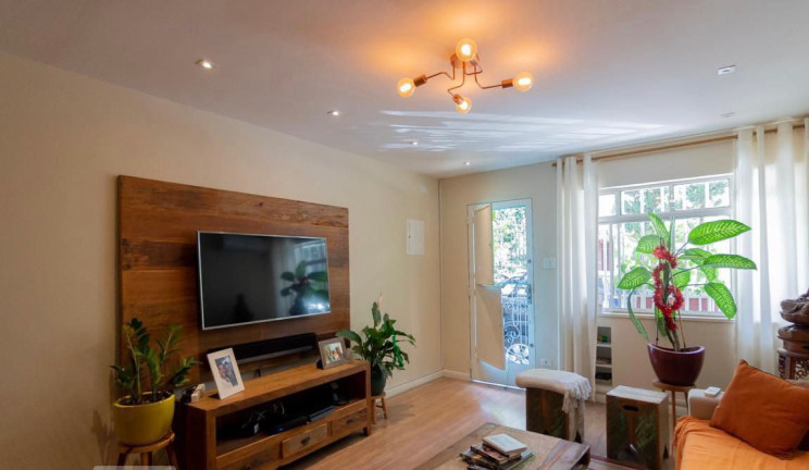 Imagem Casa com 2 Quartos à Venda, 100 m² em Jardim Paulistano - São Paulo Imagem Casa com 2 Quartos à Venda, 100 m² em Jardim Paulistano - São Paulo