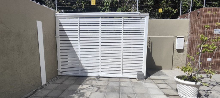 Imagem Apartamento com 3 Quartos para Alugar, 77 m² em Cabo Branco - João Pessoa