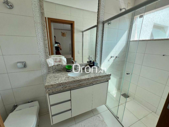 Imagem Sobrado com 3 Quartos à Venda, 324 m² em Loteamento Portal Do Sol I - Goiânia Imagem Sobrado com 3 Quartos à Venda, 324 m² em Loteamento Portal Do Sol I - Goiânia