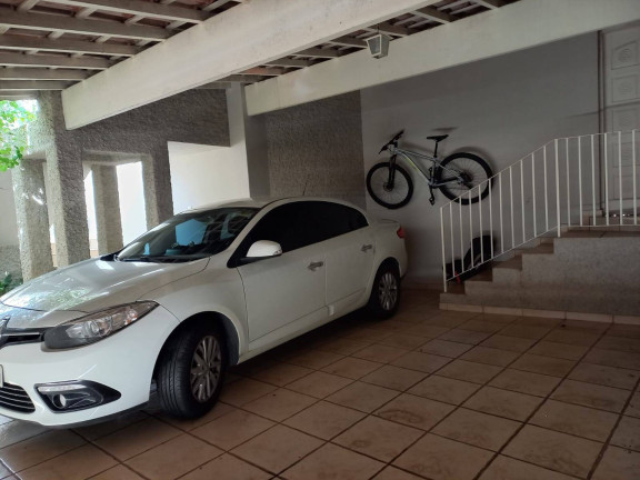 Casa à Venda, 307 m² em Jardim Europa - Bragança Paulista