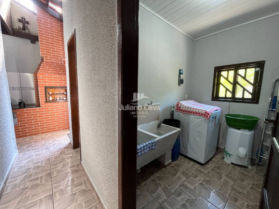 Imagem Sobrado com 5 Quartos à Venda, 258 m² em Barra Do Sai - Itapoá Imagem Sobrado com 5 Quartos à Venda, 258 m² em Barra Do Sai - Itapoá