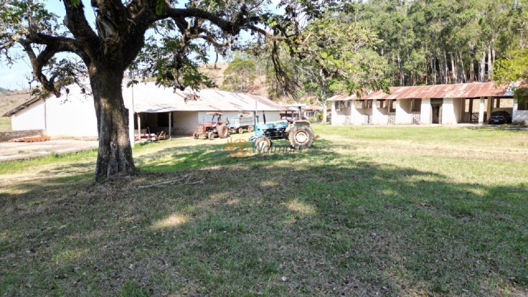 Imóvel com 5 Quartos à Venda, 500 m² em Centro - Paraíba Do Sul