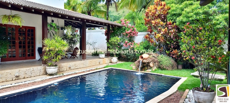 Imagem Sobrado com 8 Quartos à Venda, em Engenheiro D'água - Ilhabela Imagem Sobrado com 8 Quartos à Venda, em Engenheiro D'água - Ilhabela