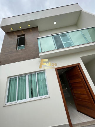 Casa com 3 Quartos à Venda, 180 m² em Itapebussu - Guarapari