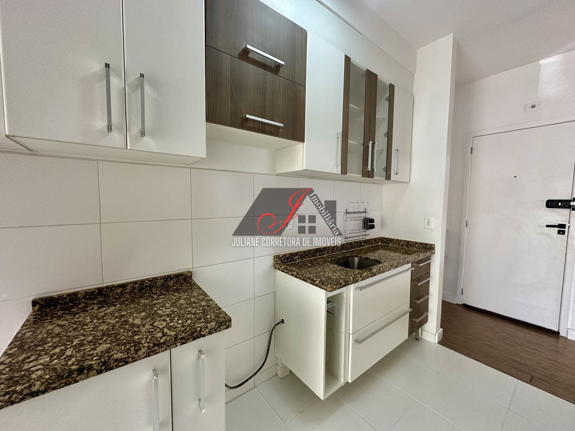 Imagem Apartamento com 3 Quartos à Venda, 59 m² em Campo Comprido - Curitiba