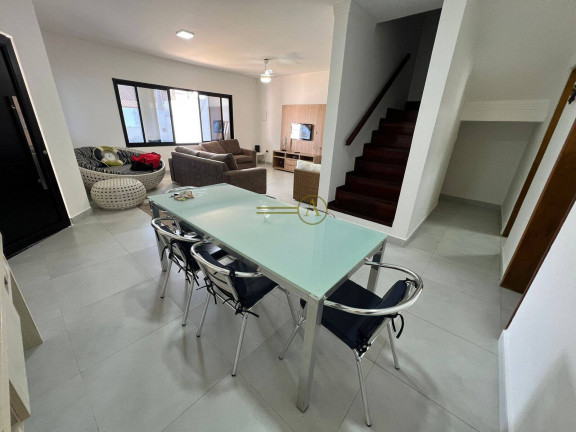 Imagem Sobrado com 4 Quartos à Venda, 218 m² em Centro - Peruíbe Imagem Sobrado com 4 Quartos à Venda, 218 m² em Centro - Peruíbe