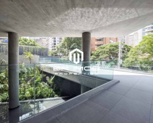 Imagem Imóvel com 4 Quartos à Venda, 715 m² em Itaim Bibi - São Paulo