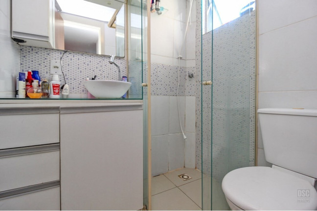 Imagem Imóvel com 2 Quartos à Venda, 39 m² em Vila Nova - Porto Alegre
