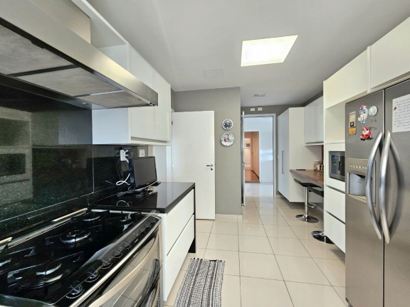 Imagem Apartamento com 3 Quartos à Venda, 385 m² em Campo Belo - São Paulo