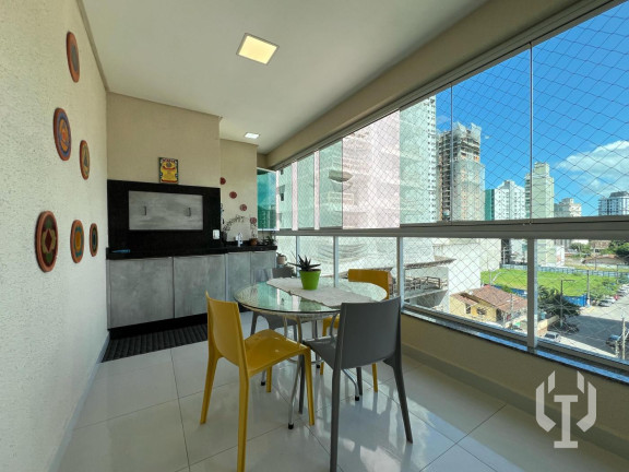 Imagem Apartamento com 3 Quartos à Venda, 120 m² em Centro Imagem Apartamento com 3 Quartos à Venda, 120 m² em Centro