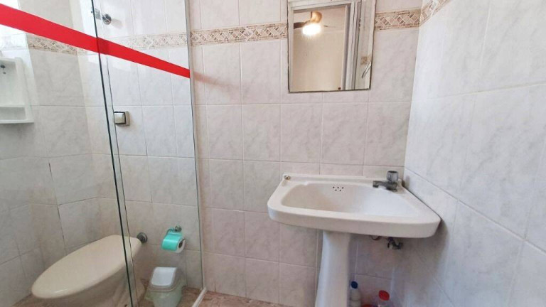 Imagem Kitnet com 1 Quarto à Venda, 30 m² em Guilhermina - Praia Grande Imagem Kitnet com 1 Quarto à Venda, 30 m² em Guilhermina - Praia Grande