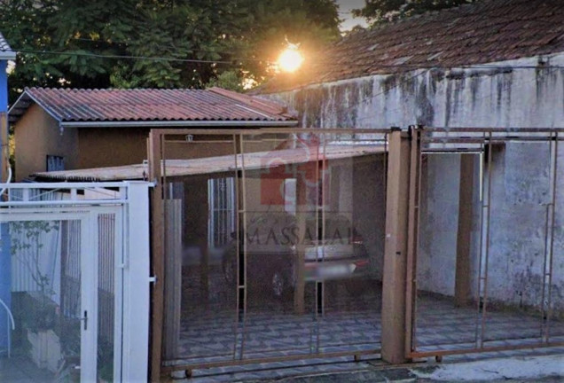 Imagem Casa com 2 Quartos à Venda, 150 m² em Glória - Porto Alegre