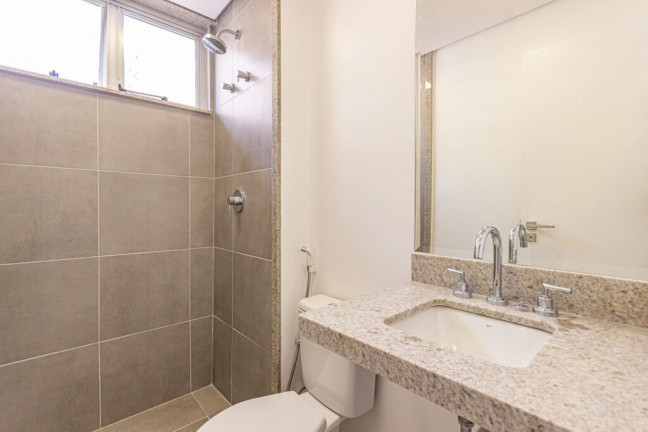 Imagem Imóvel com 2 Quartos à Venda, 77 m² em Botafogo - Rio De Janeiro Imagem Imóvel com 2 Quartos à Venda, 77 m² em Botafogo - Rio De Janeiro