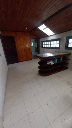 Imagem Casa com 3 Quartos à Venda, 1 m² em Mury - Nova Friburgo