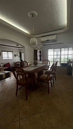 Imagem Casa com 3 Quartos à Venda, 400 m² em Florida - Praia Grande Imagem Casa com 3 Quartos à Venda, 400 m² em Florida - Praia Grande