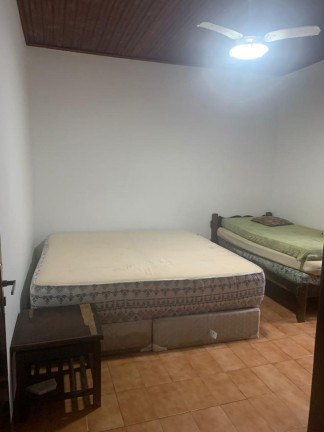 Imagem Casa com 3 Quartos à Venda, 310 m² em Jardim Marina - Mongaguá