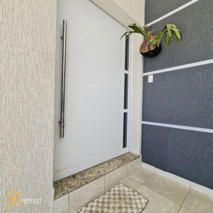 Imagem Casa com 1 Quarto à Venda, 180 m² em Piracangaguá - Taubaté