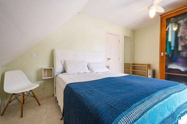 Imagem Casa de Condomínio com 4 Quartos à Venda, 230 m² em Cachoeira Do Bom Jesus - Florianópolis