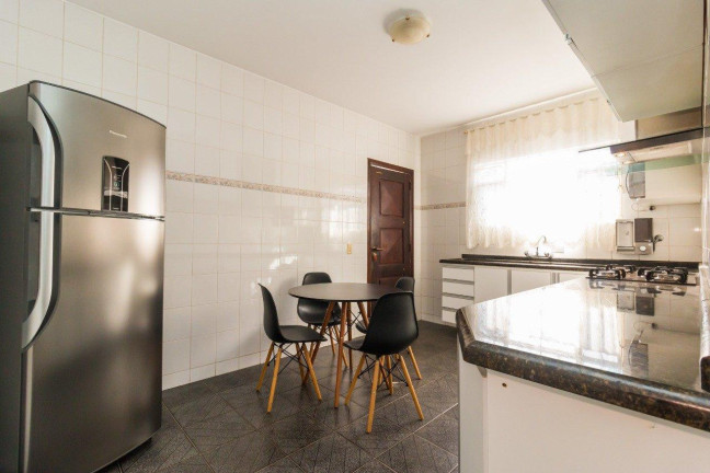Imagem Casa com 4 Quartos à Venda, 270 m² em Ferraria - Campo Largo Imagem Casa com 4 Quartos à Venda, 270 m² em Ferraria - Campo Largo