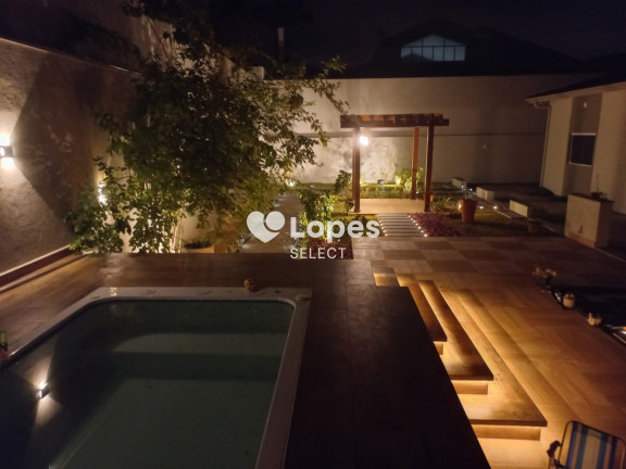 Imóvel com 4 Quartos à Venda,  em Jardim Santa Rosa - Itatiba