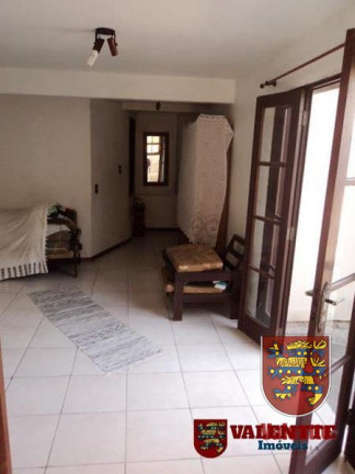 Imagem Casa com 7 Quartos à Venda, 360 m² em Capoeiras - Florianópolis
