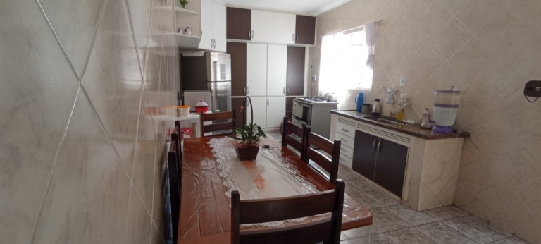 Imagem Casa com 2 Quartos à Venda, 173 m² em Vila De Vecchi - Jundiaí