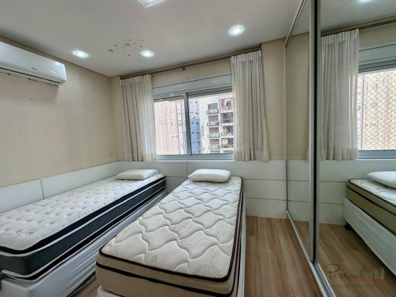 Imagem Apartamento com 3 Quartos à Venda, 217 m² em Centro - Florianópolis Imagem Apartamento com 3 Quartos à Venda, 217 m² em Centro - Florianópolis