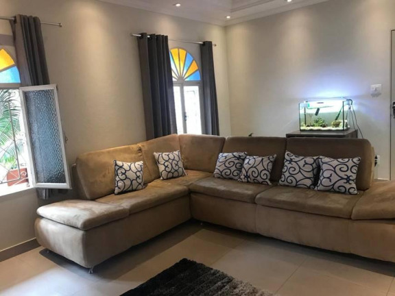 Imagem Casa com 3 Quartos à Venda, 162 m² em Jardim Nova Europa - Campinas Imagem Casa com 3 Quartos à Venda, 162 m² em Jardim Nova Europa - Campinas