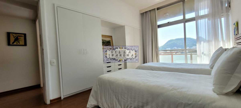 Imagem Apartamento com 4 Quartos à Venda, 250 m² em Copacabana - Rio De Janeiro
