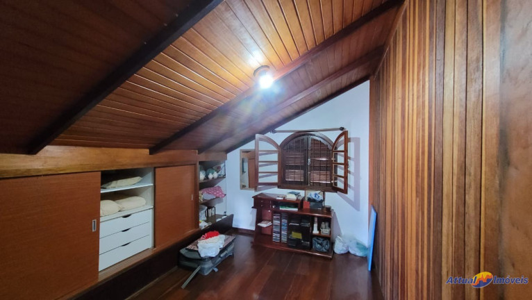 Imagem Casa com 5 Quartos à Venda, 416 m² em Parque Do Ingá - Teresópolis Imagem Casa com 5 Quartos à Venda, 416 m² em Parque Do Ingá - Teresópolis