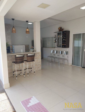 Imagem Casa com 4 Quartos à Venda, 390 m² em Condomínio Belvedere - Cuiabá