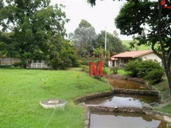 Chácara com 3 Quartos à Venda ou Locação, 363 m² em Condomínio Vale Dos Pêssegos - Mairinque