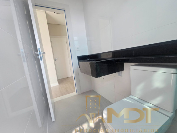 Imagem Casa com 4 Quartos à Venda, 209 m² em Planalto - Belo Horizonte