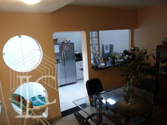 Imagem Casa com 3 Quartos à Venda, 145 m² em Jardim Aeroporto - São Paulo Imagem Casa com 3 Quartos à Venda, 145 m² em Jardim Aeroporto - São Paulo