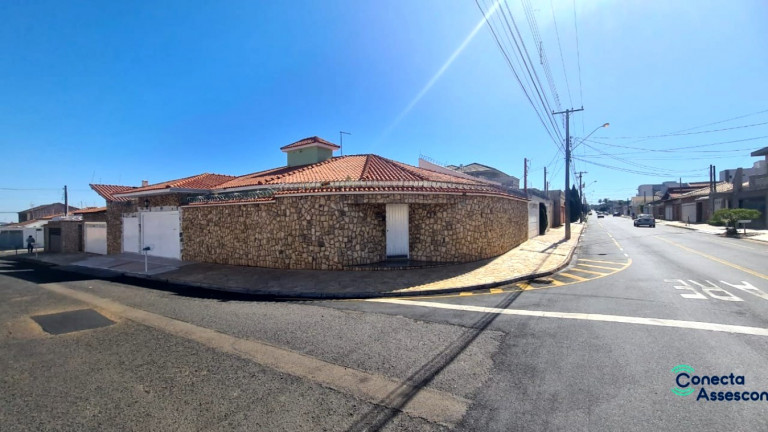 Imóvel com 4 Quartos à Venda,  em Jardim Integracao - Franca