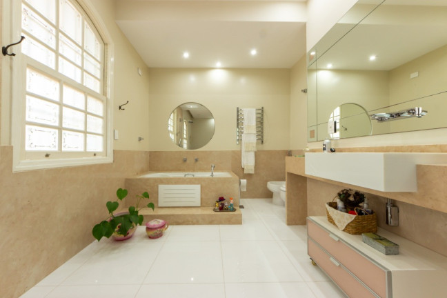 Imagem Casa com 4 Quartos à Venda, 380 m² em Pacaembu - São Paulo