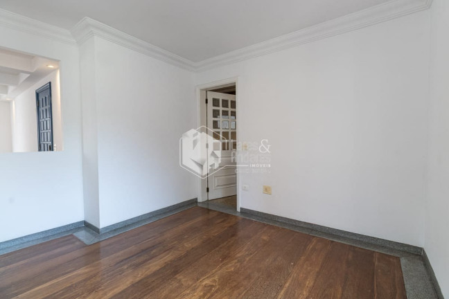 Imagem Imóvel com 3 Quartos à Venda, 240 m² em Itaim Bibi - São Paulo