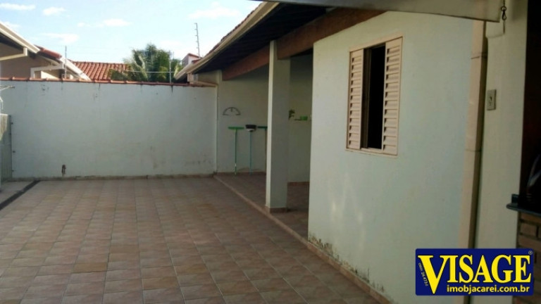 Imagem Casa com 3 Quartos à Venda, 500 m² em Cid. Jardim - Jacareí