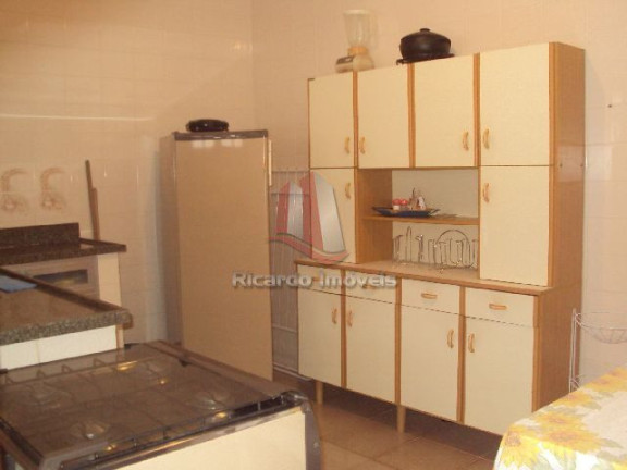 Imagem Casa de Condomínio com 2 Quartos à Venda, 90 m²