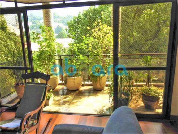 Imagem Apartamento com 4 Quartos à Venda, 272 m² em Leblon - Rio De Janeiro Imagem Apartamento com 4 Quartos à Venda, 272 m² em Leblon - Rio De Janeiro