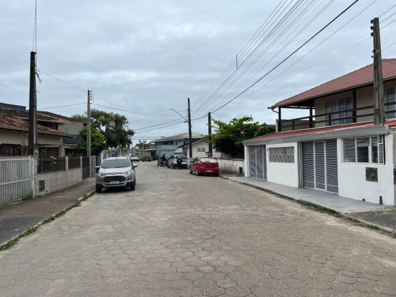 Imagem Casa com 3 Quartos à Venda, 180 m² em Centro - Balneário Barra Do Sul