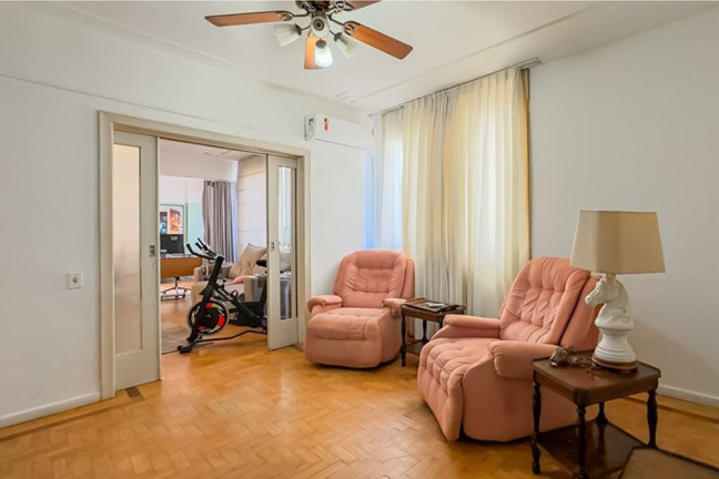 Imagem Apartamento com 4 Quartos à Venda, 190 m² em Rio Branco - Porto Alegre Imagem Apartamento com 4 Quartos à Venda, 190 m² em Rio Branco - Porto Alegre