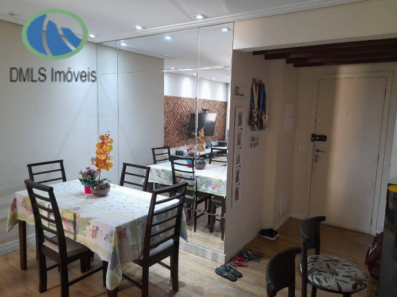 Imagem Apartamento com 2 Quartos à Venda, 74 m² em Jardim Tupanci - Barueri