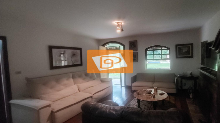 Imagem Fazenda à Venda, 8.553 m² em Araras - Petrópolis